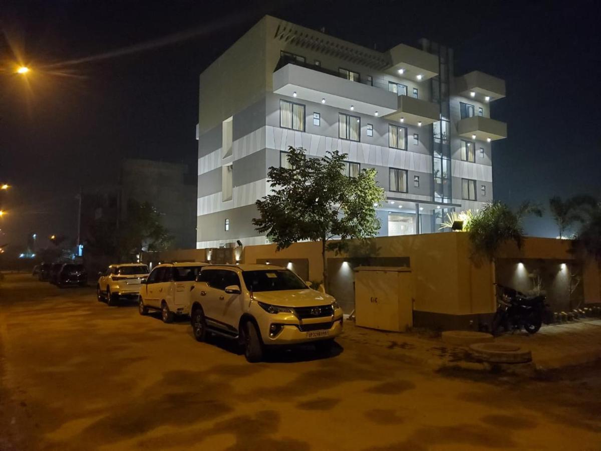 Hotel The Golf 1 Lucknow Exterior photo