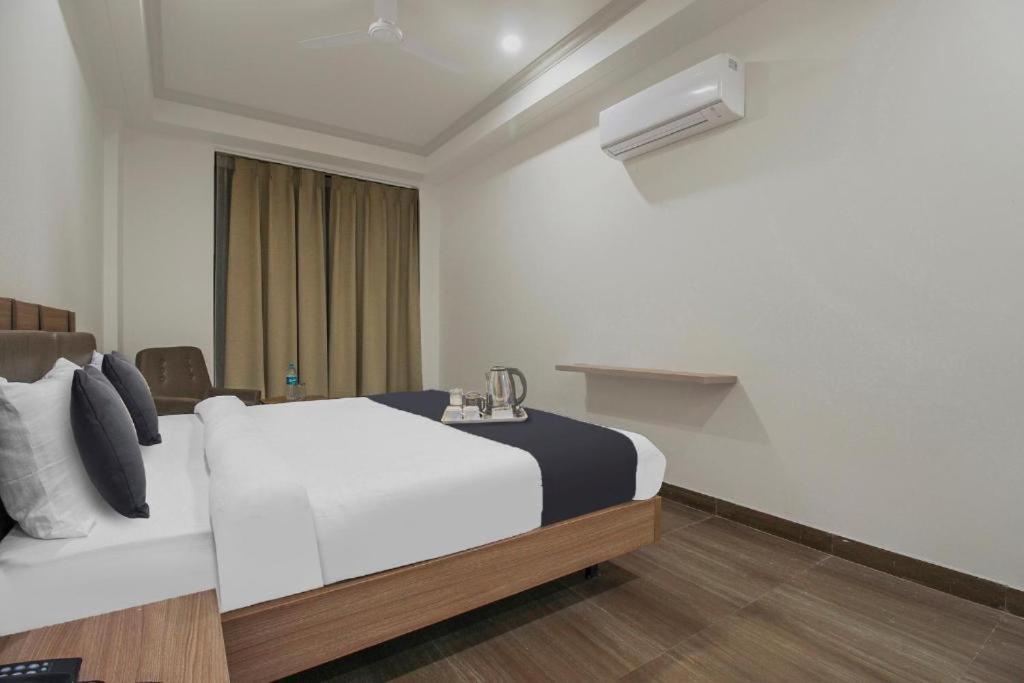 Hotel The Golf 1 Lucknow Exterior photo